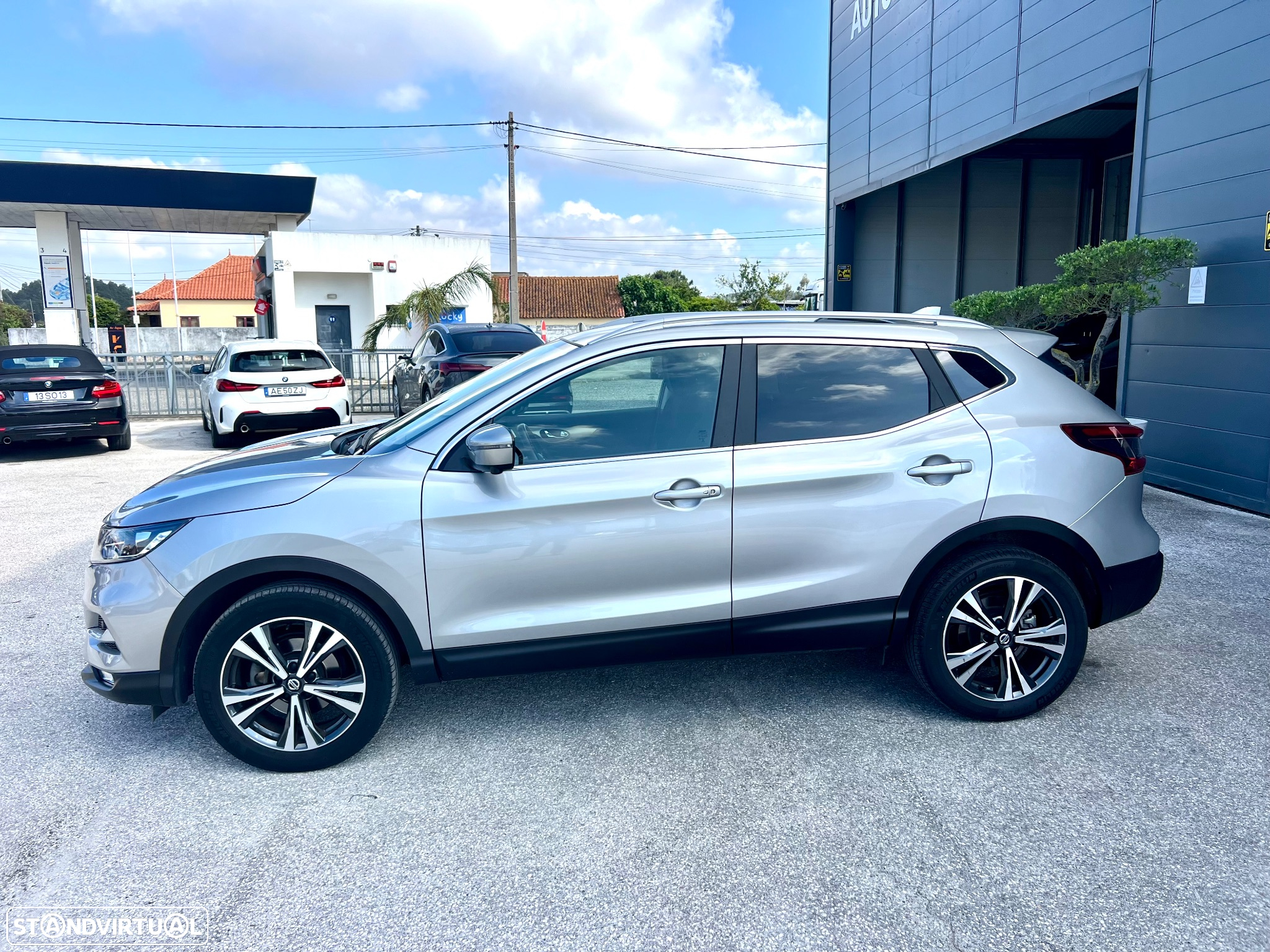 Nissan Qashqai 1.3 DIG-T N-Connecta J18 Led - 2
