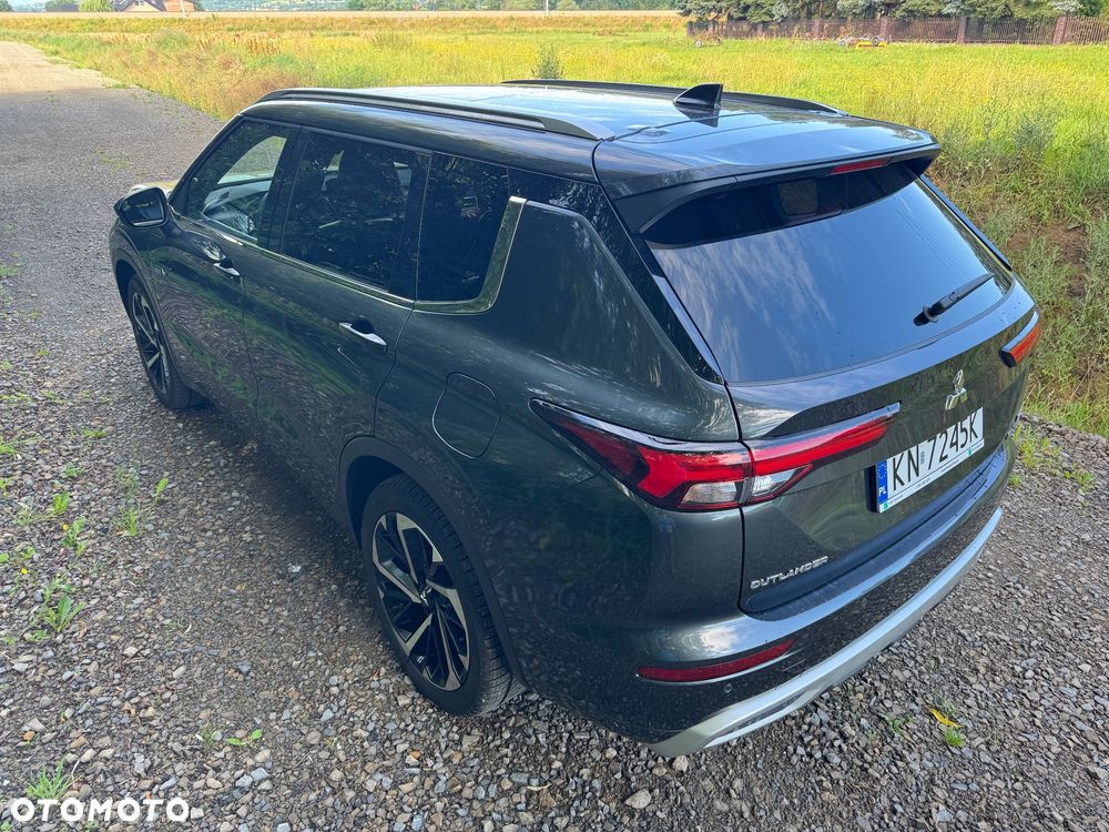 Mitsubishi Outlander 2.4 4WD Diamant TOP - 12