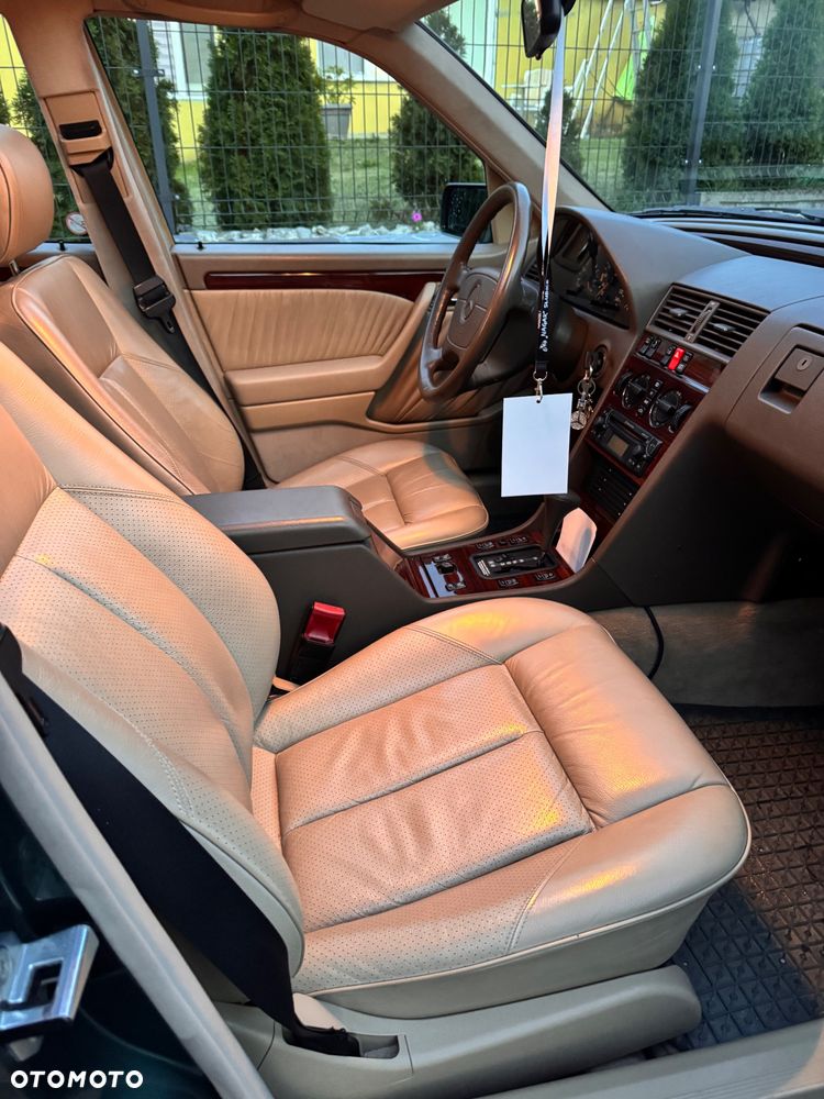 Mercedes-Benz Klasa C - 14
