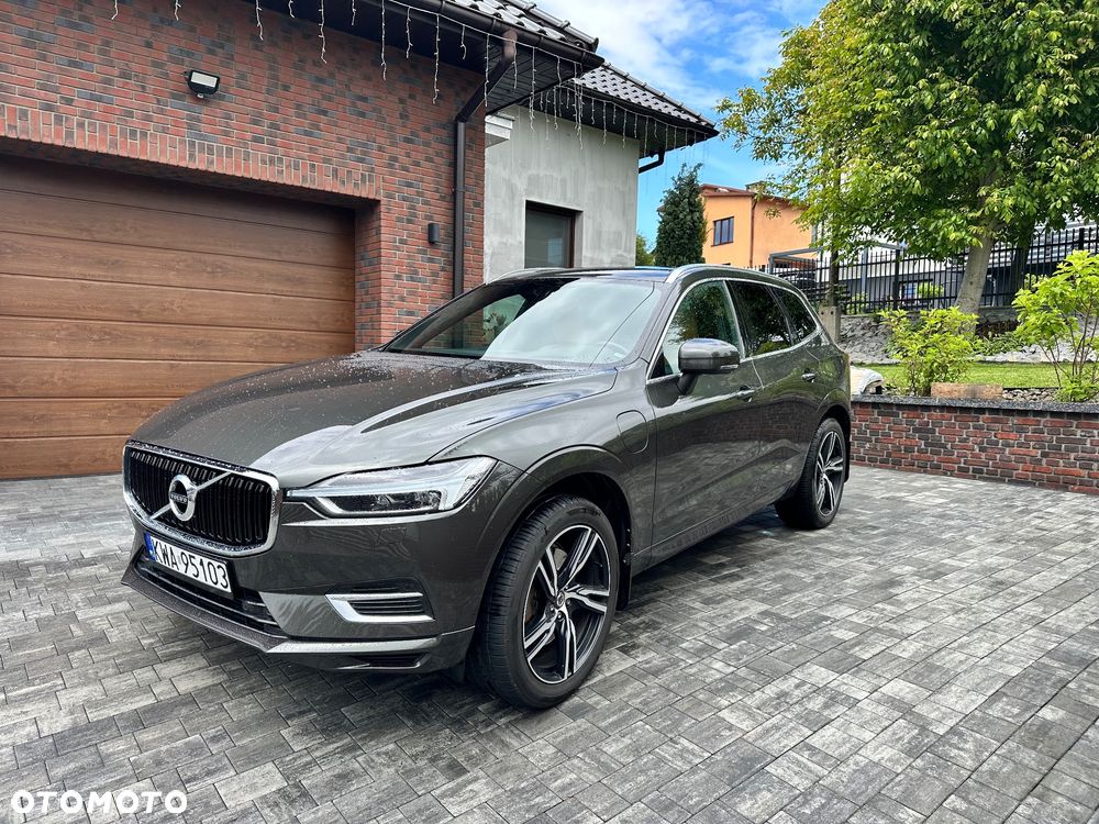 Volvo XC 60 T8 Twin Engine AWD Geartronic Momentum - 5
