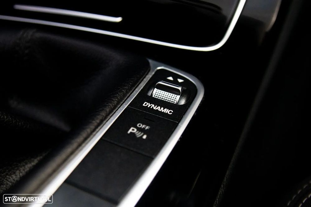 Mercedes-Benz C 180 - 51