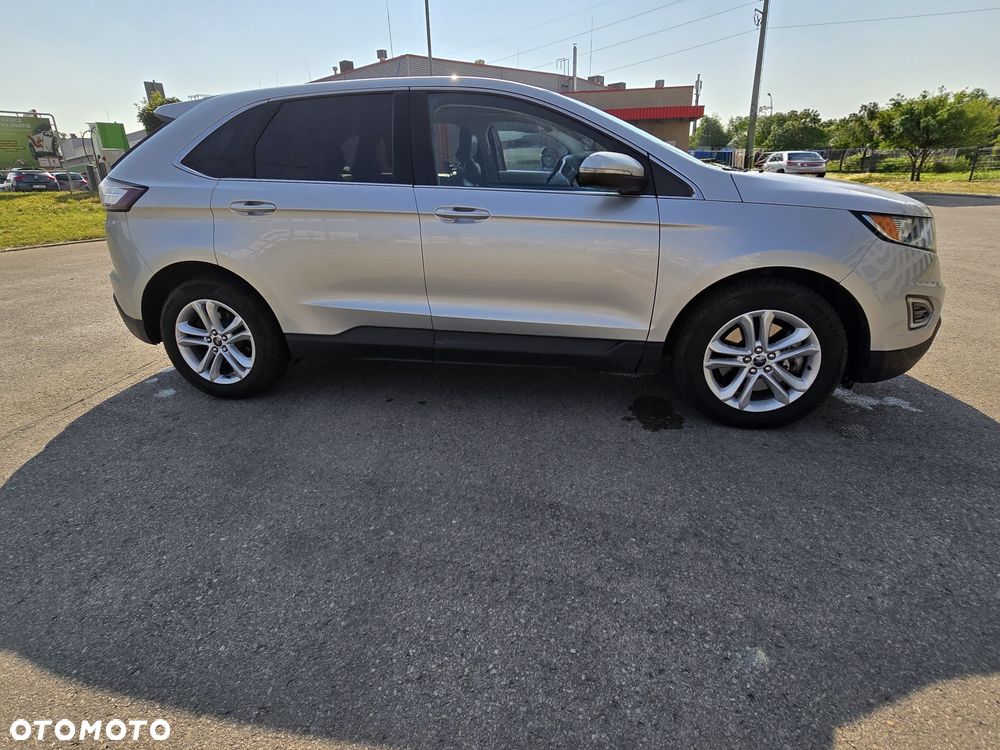 Ford Edge - 5