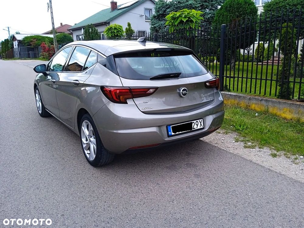 Opel Astra 1.4 T Dynamic - 10
