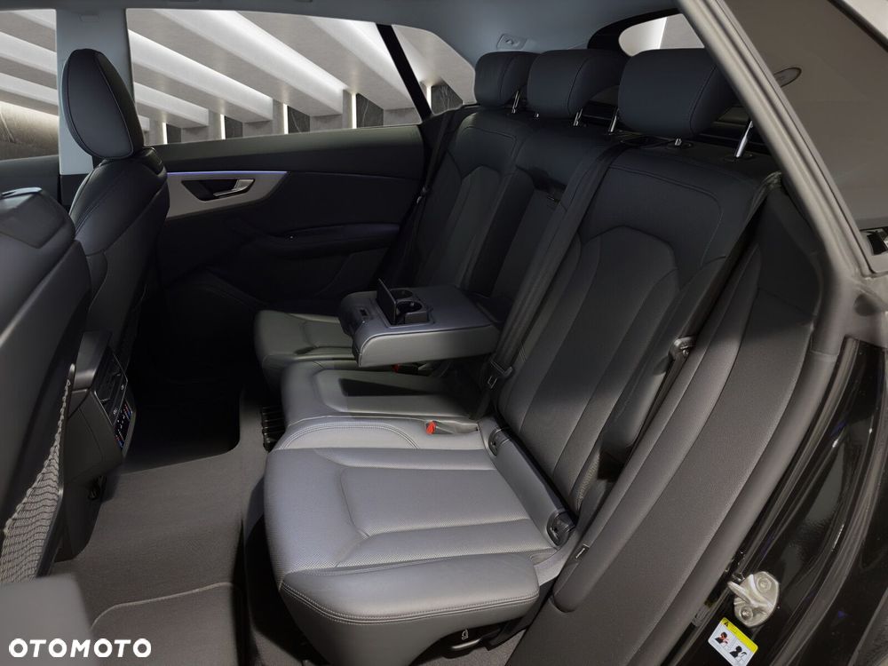 Audi Q8 - 30