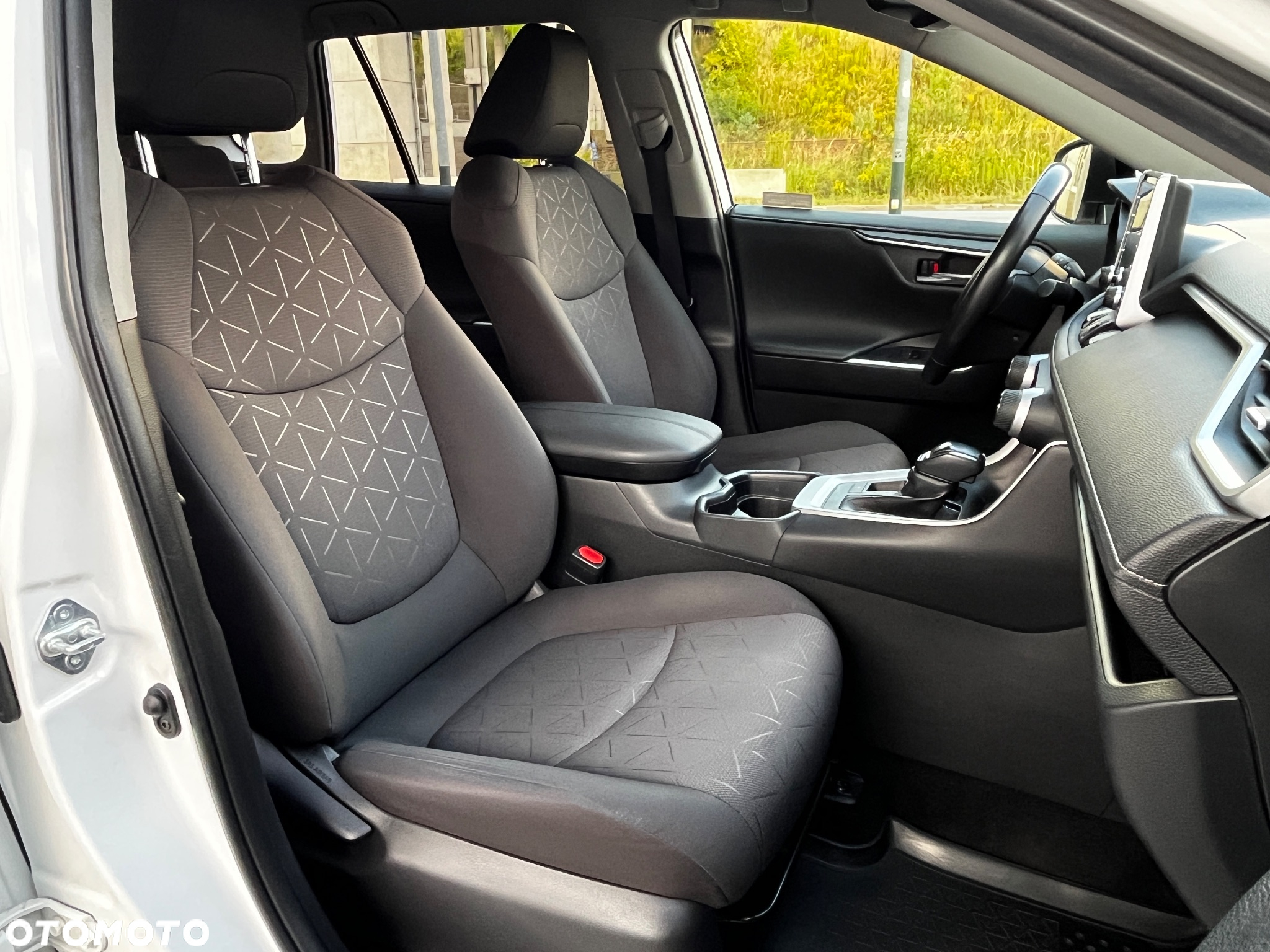 Toyota RAV4 2.5 Hybrid Comfort 4x2 - 16