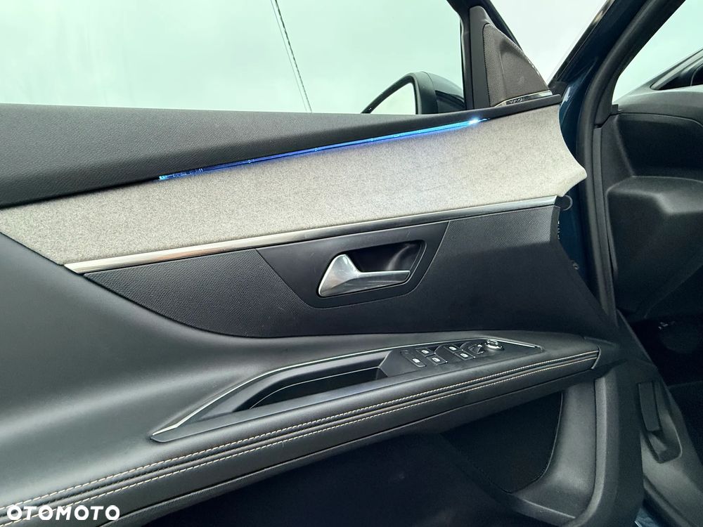Peugeot 5008 1.6 PureTech GT S&S EAT8 - 36