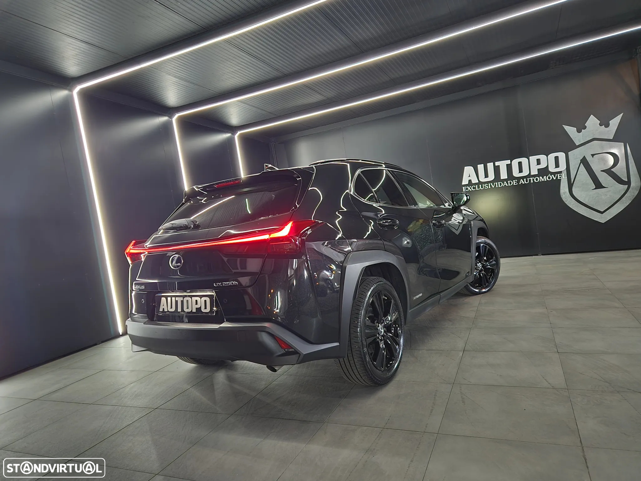 Lexus UX 250h Special Edition (LCA) - 26