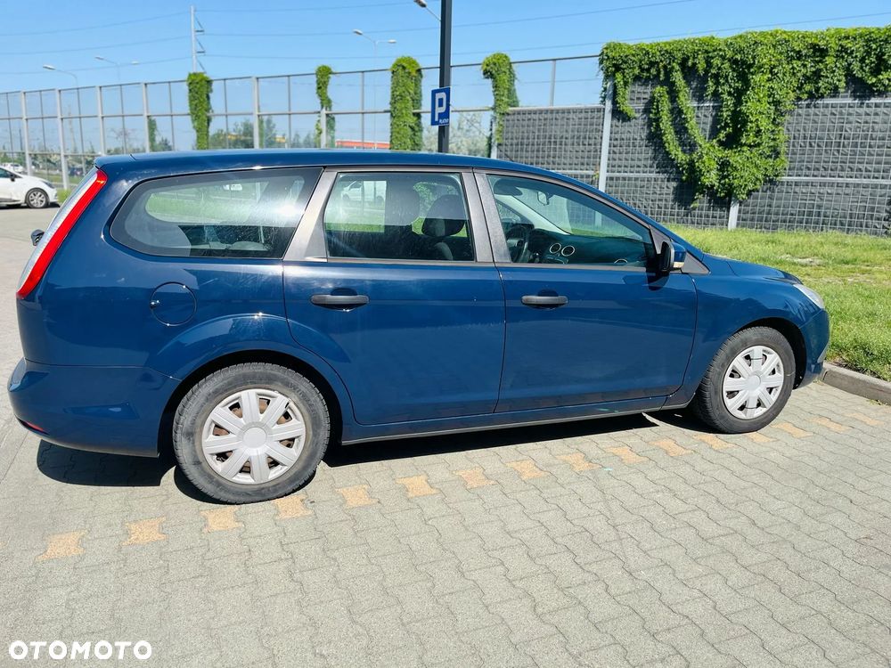 Ford Focus 1.6 Trend - 4