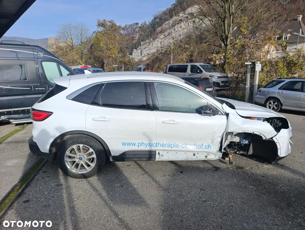 Ford Kuga 2.5 Duratec FHEV TITANIUM - 6
