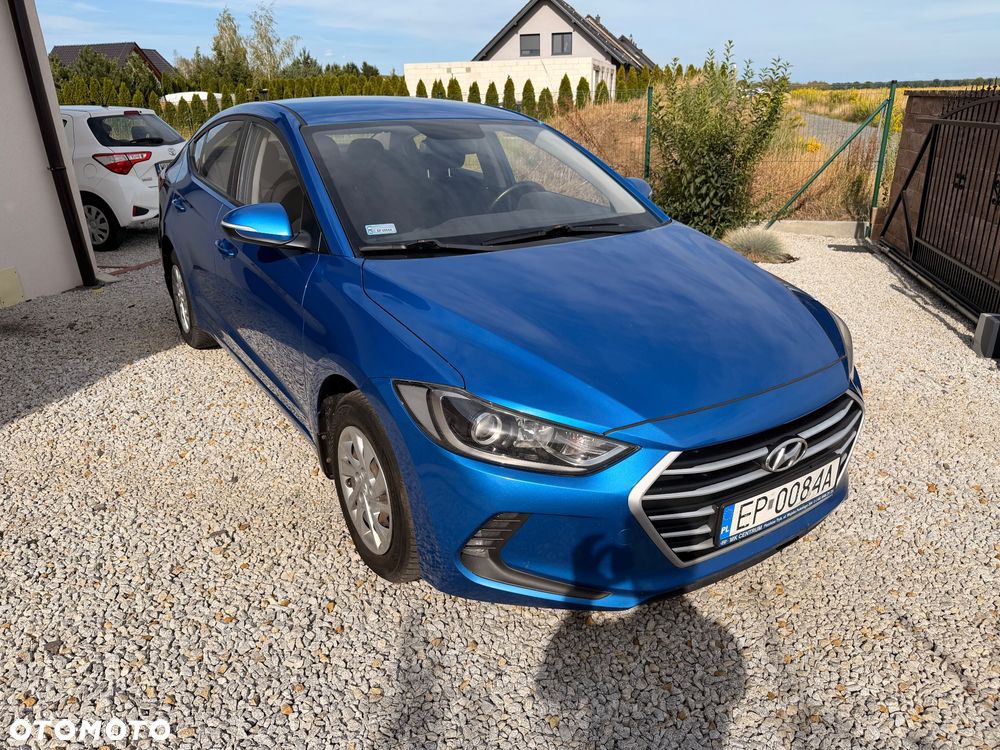 Hyundai Elantra 1.6 CRDi Comfort - 1