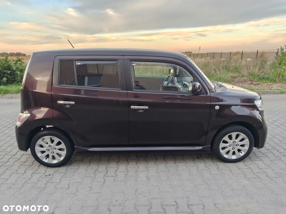Daihatsu Materia - 10