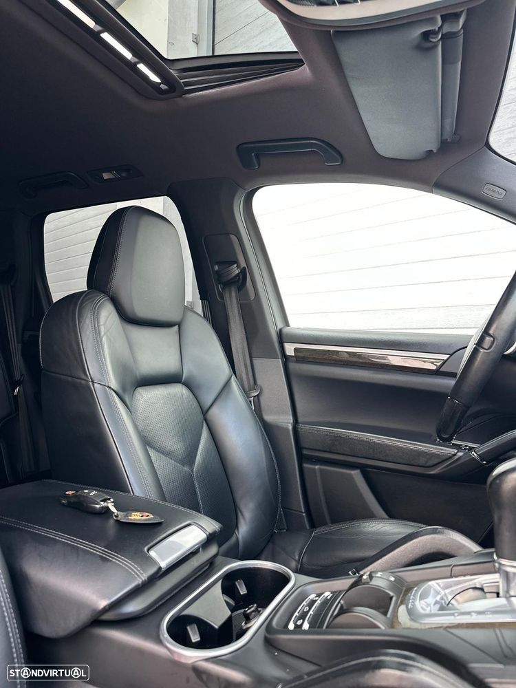 Porsche Cayenne 3.0 V6 - 8