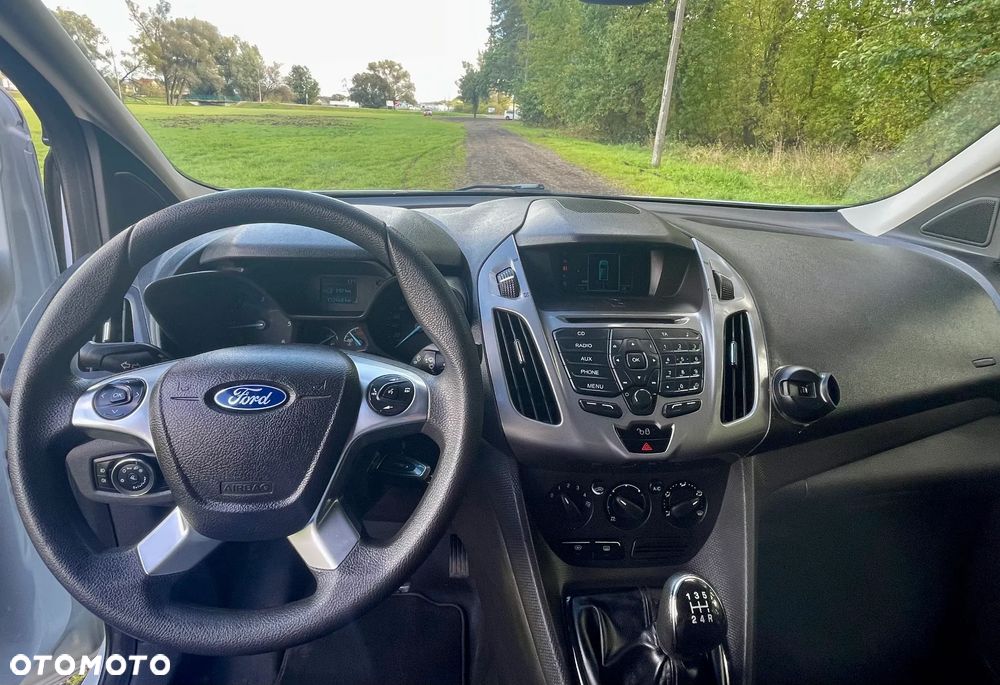 Ford Transit Connect - 14