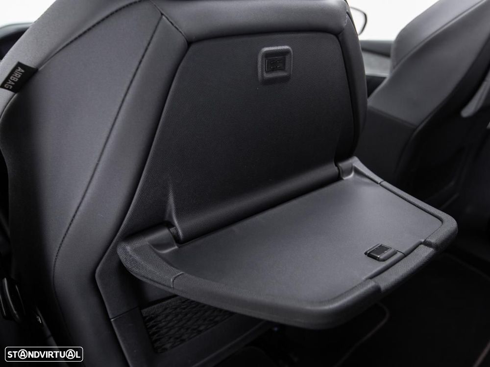 Peugeot 5008 Hybrid 136 e-DSC GT - 25
