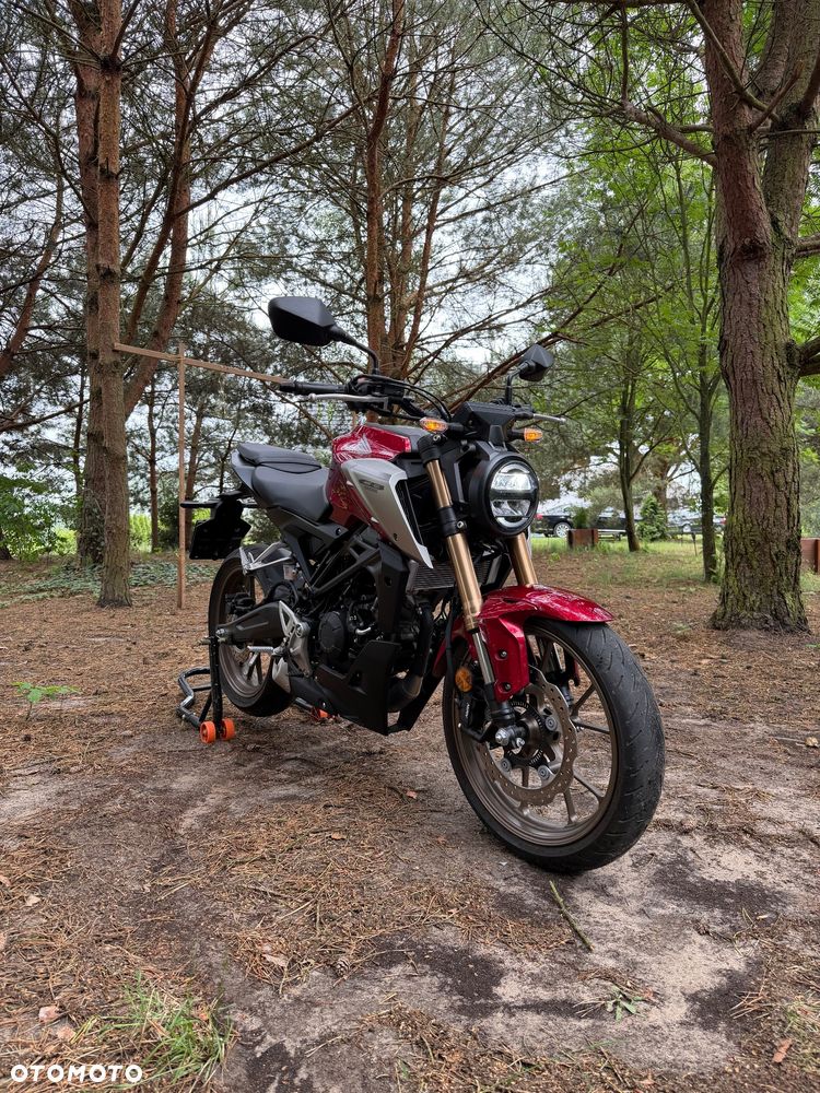 Honda CB - 1