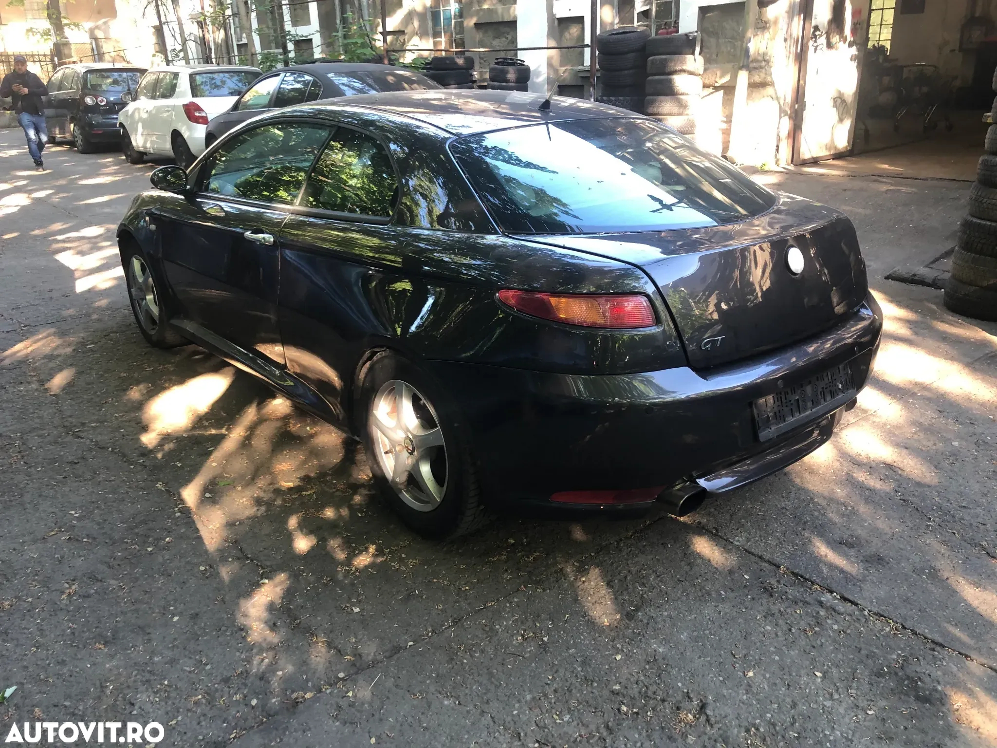 Haion Alfa Romeo GT 2006 gri cu luneta - 5