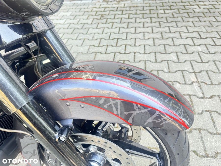 Harley-Davidson CVO Street Glide - 9