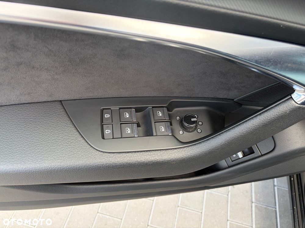 Audi A6 Avant - 11