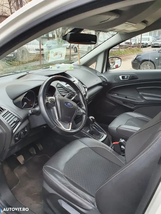 Ford EcoSport 1.5 TDCi Titanium - 4