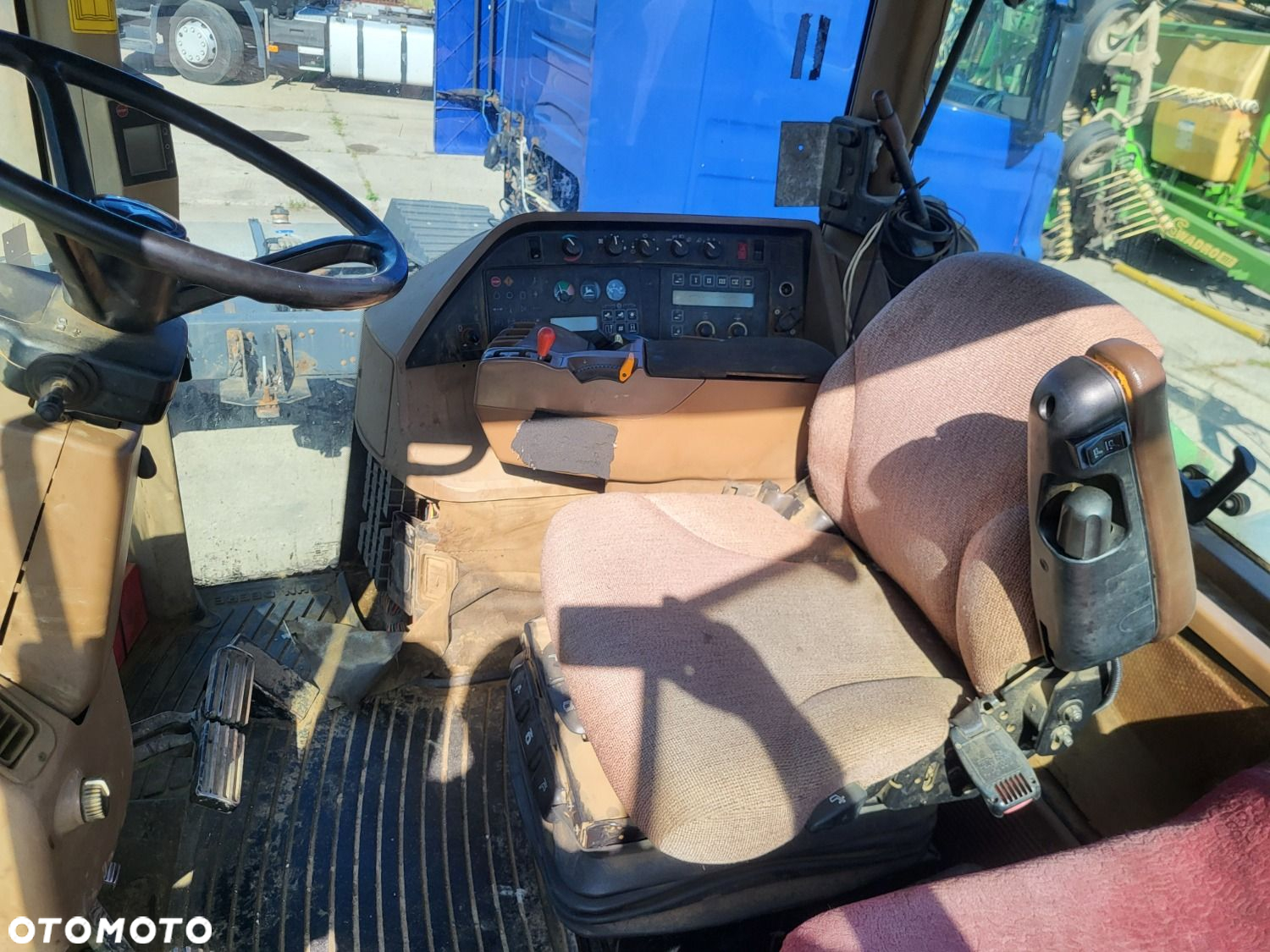 John Deere Lr8100 4X4 - 10