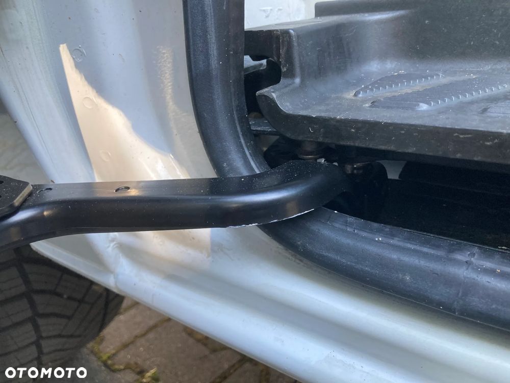 Mercedes-Benz Sprinter - 20