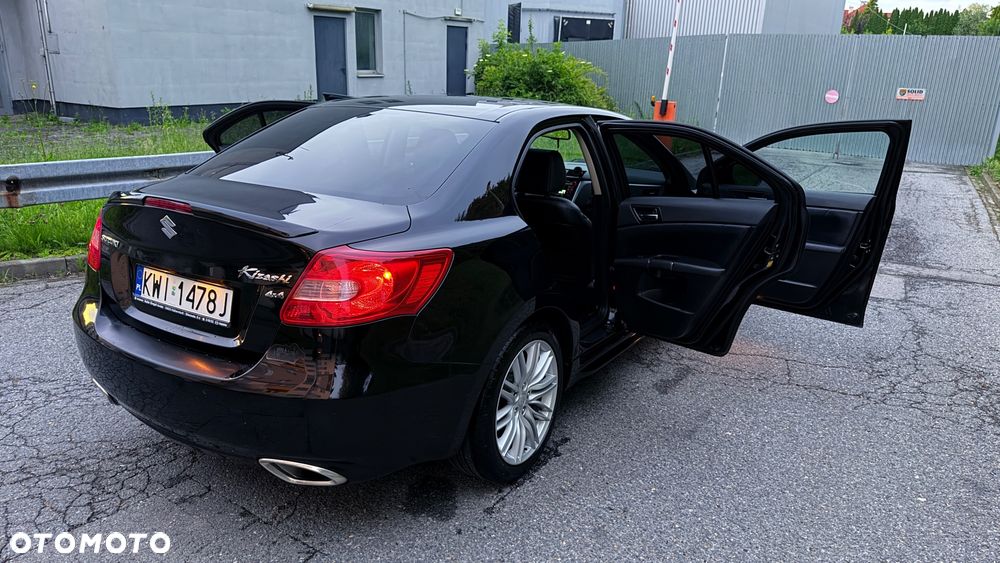 Suzuki Kizashi 2.4 4x4 CVT Sport - 4