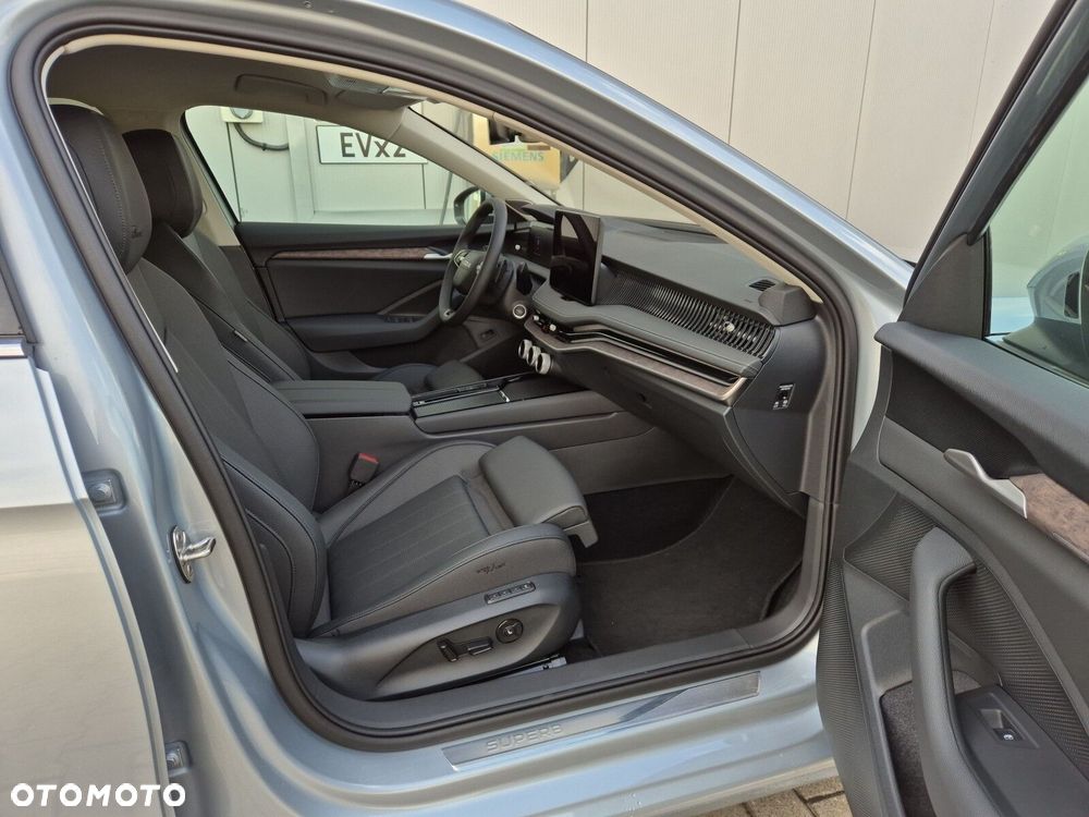 Skoda Superb 1.5 TSI mHEV L&K DSG - 18