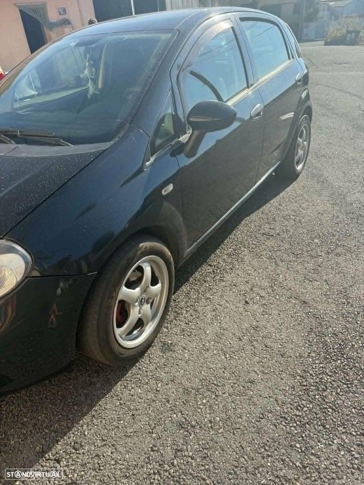 Fiat Grande Punto - 2