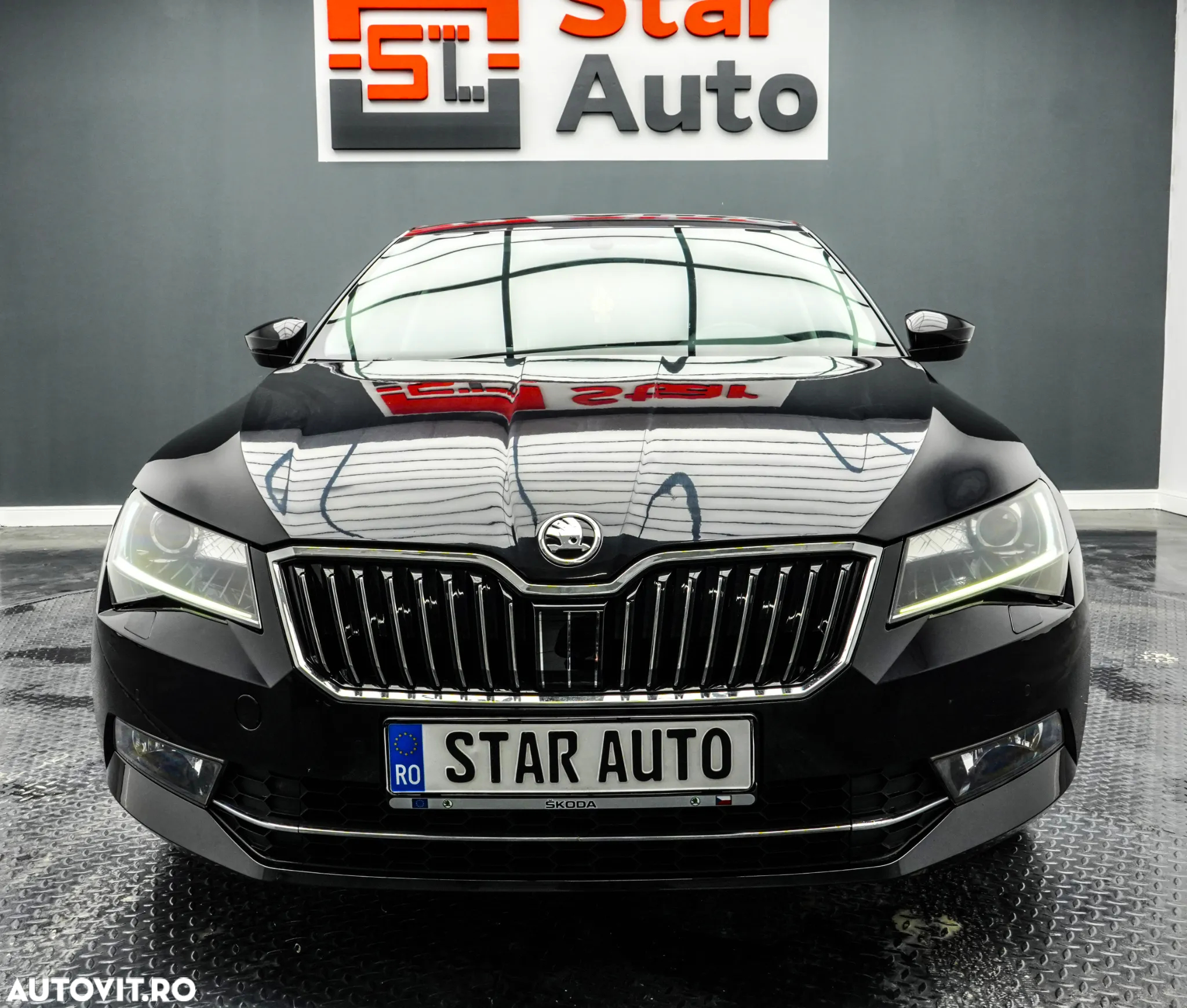 Skoda Superb 1.6 TDI DSG Ambition - 3