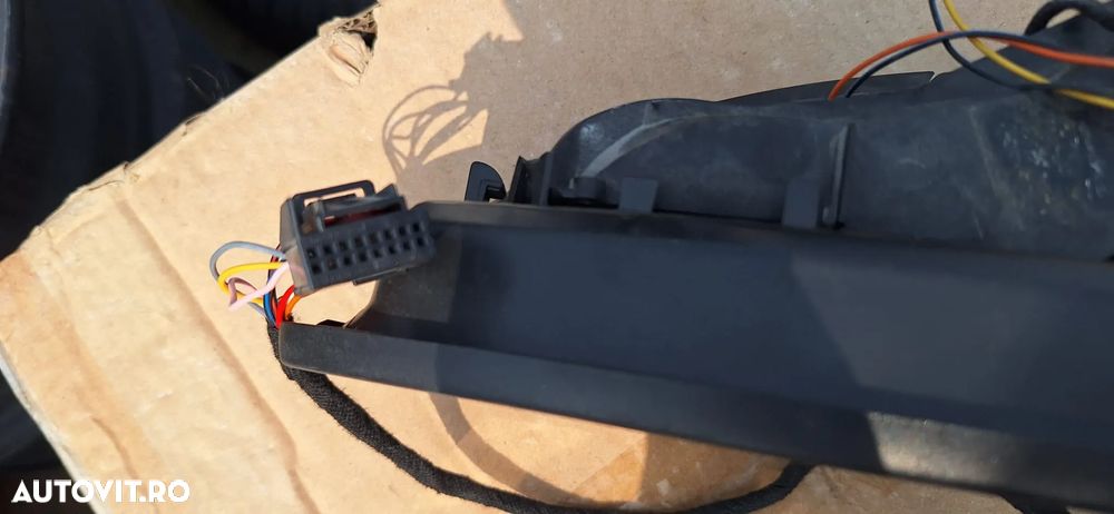 OGLINDA STANGA SKODA OCTAVIA 3 - 6