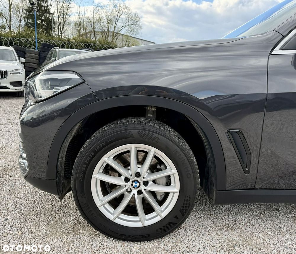 BMW X5 xDrive25d - 38
