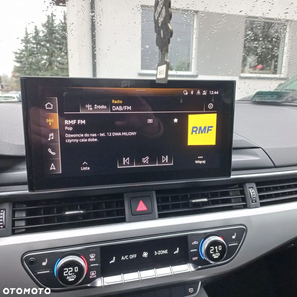 Audi A4 Limousine - 23