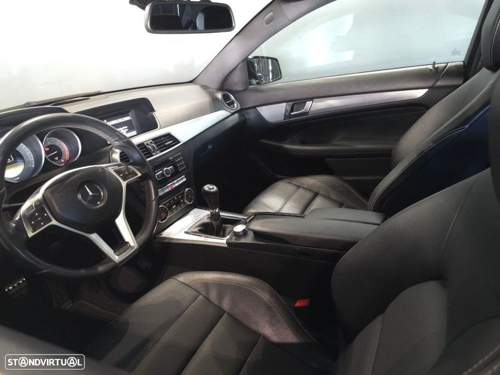 Mercedes-Benz C 220 - 18