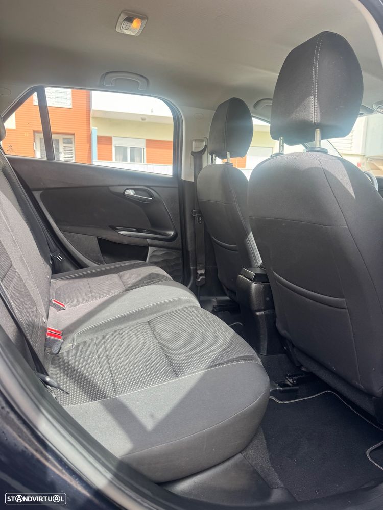 Fiat Tipo Station Wagon 1.6 M-Jet Easy - 10