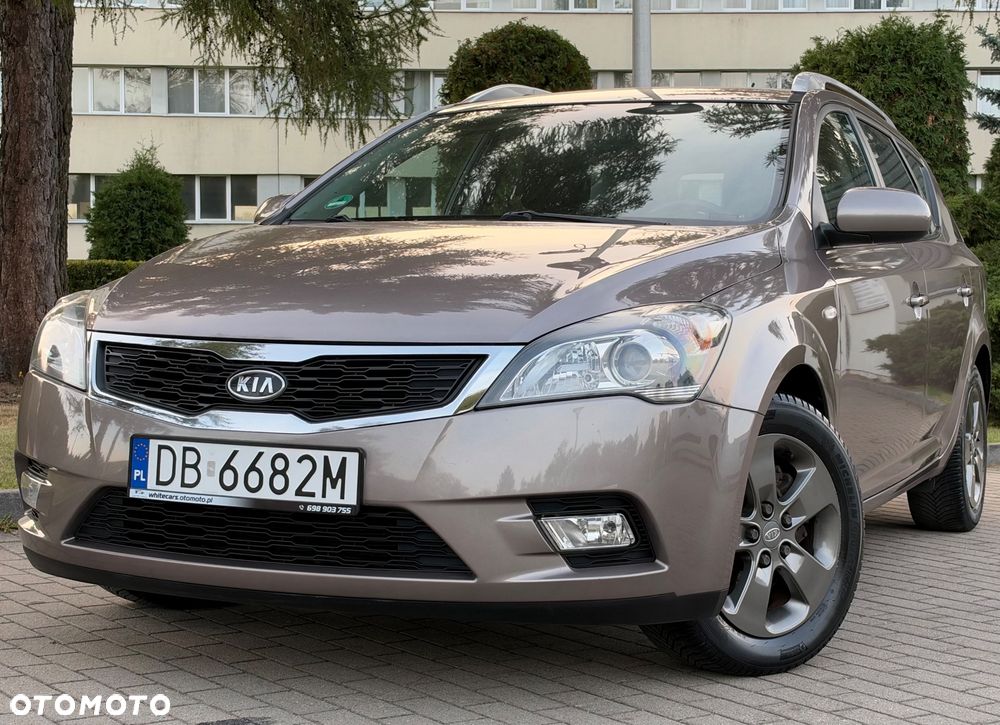 Kia Ceed 1.4 CVVT Dream-Team Edition - 20