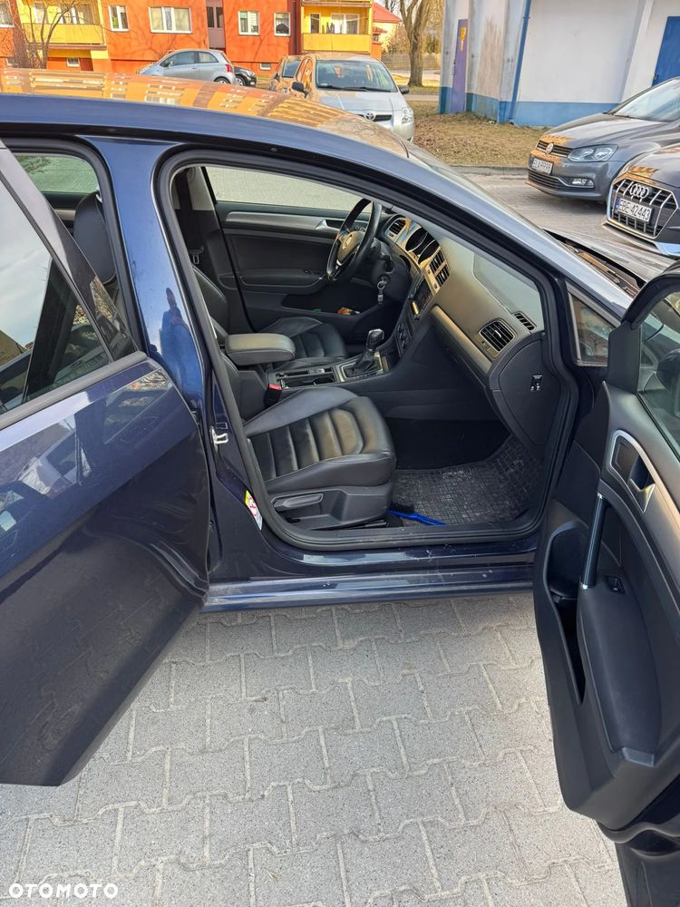 Volkswagen Golf 2.0 TDI (BlueMotion Technology) DSG Highline - 13