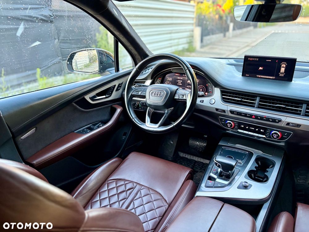 Audi Q7 - 7