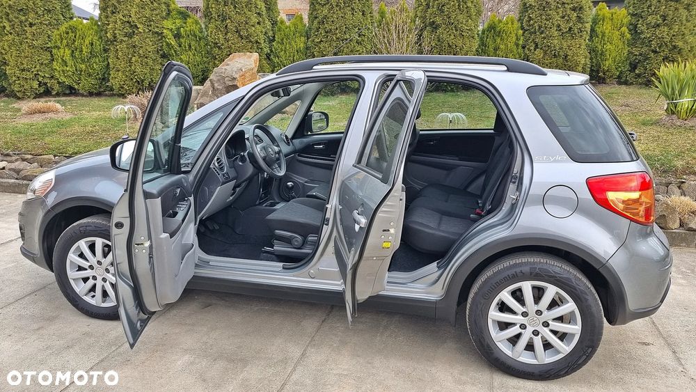 Suzuki SX4 1.6 VVT 4x4 Style - 7