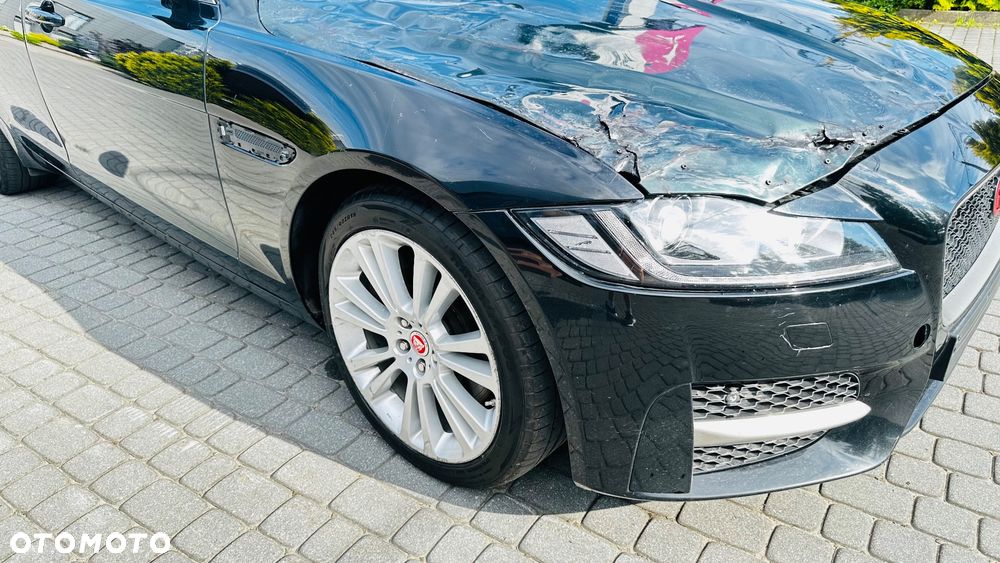 Jaguar XF 35t AWD Prestige - 13