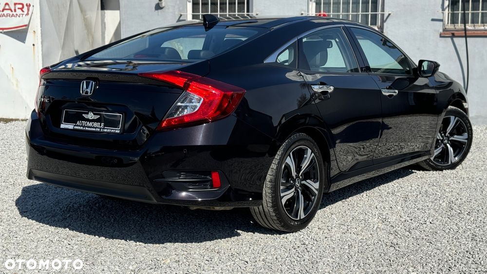 Honda Civic 1.5 i-VTEC Turbo Executive - 2