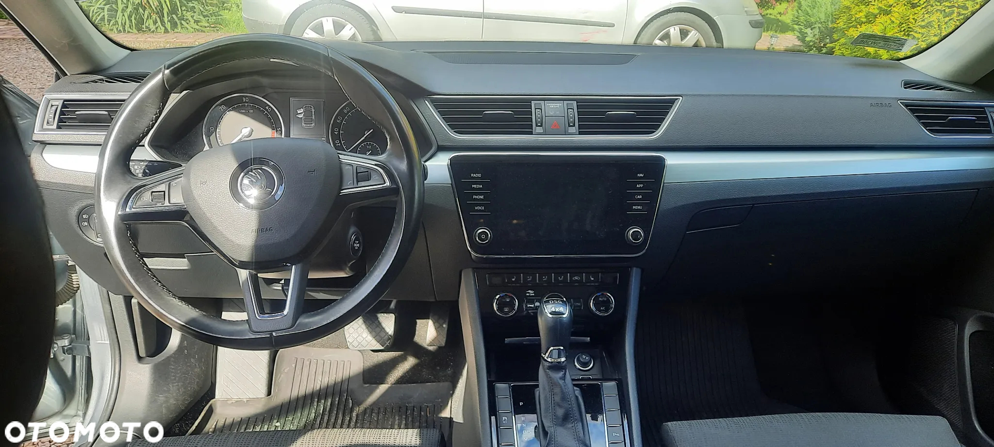 Skoda Superb 2.0 TDI 4x4 Style DSG - 6