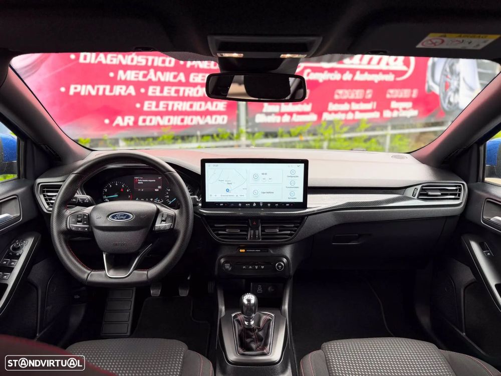 Ford Focus 1.0 EcoBoost MHEV ST-Line - 13