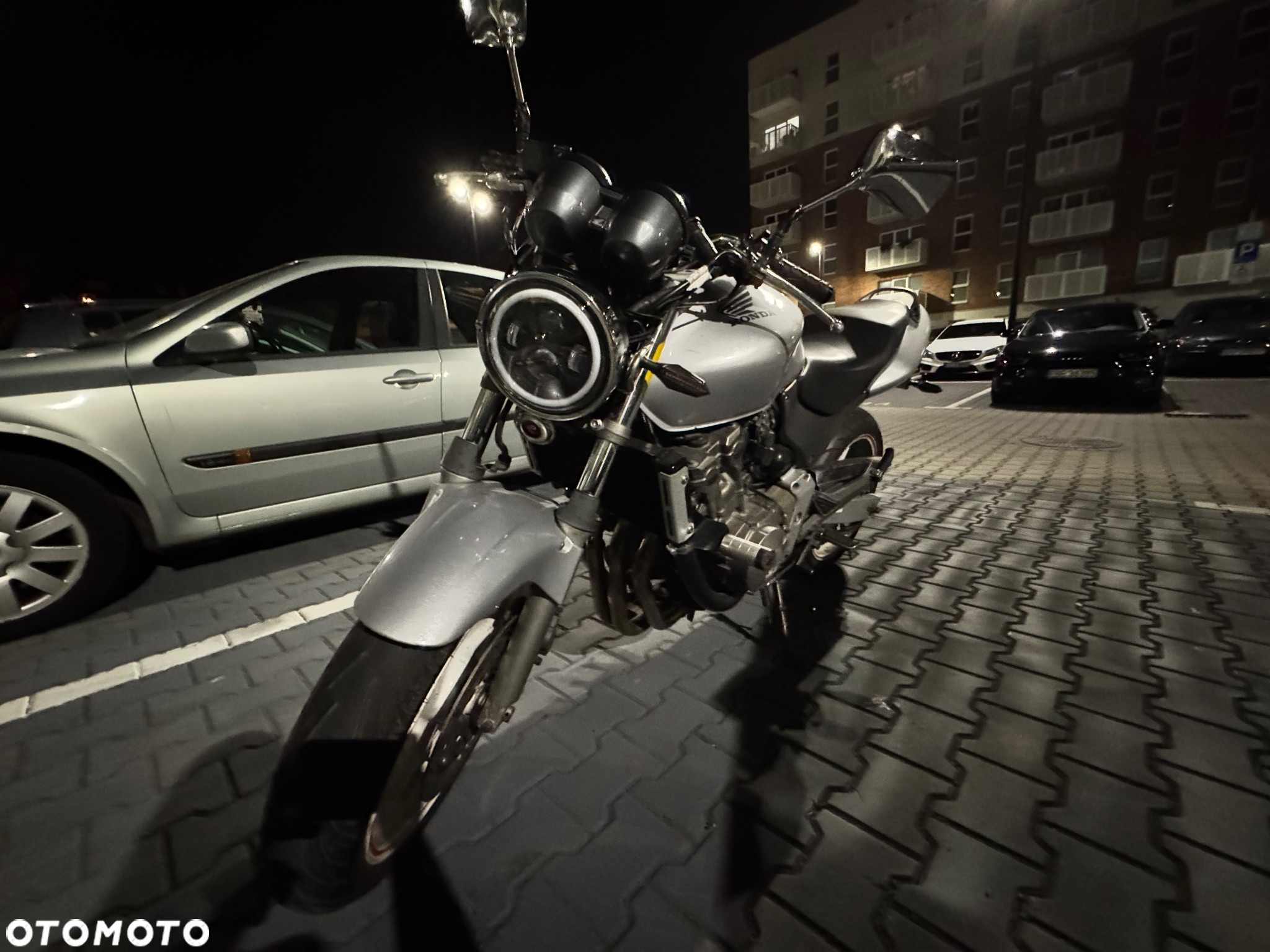 Honda Hornet - 10