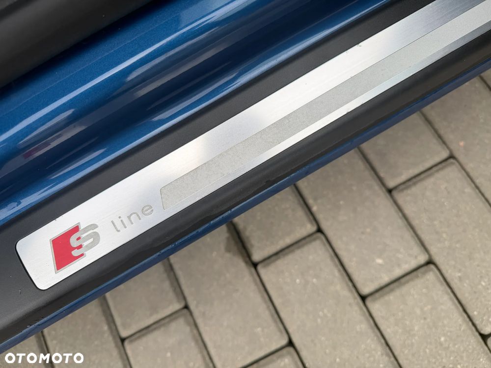 Audi A3 Sportback 2.0 TFSI S line Sportpaket - 16