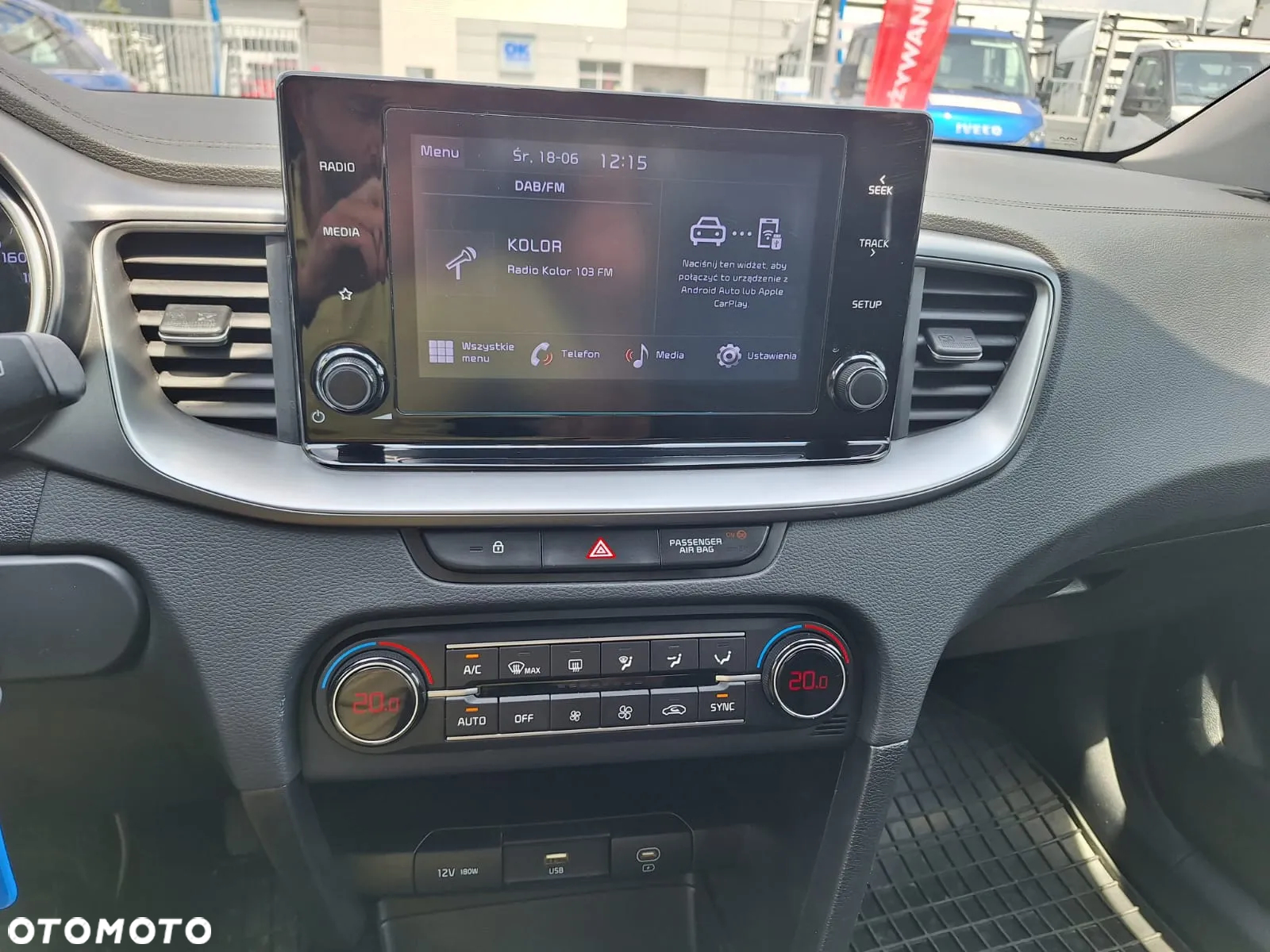 Kia Ceed 1.5 T-GDI M - 12
