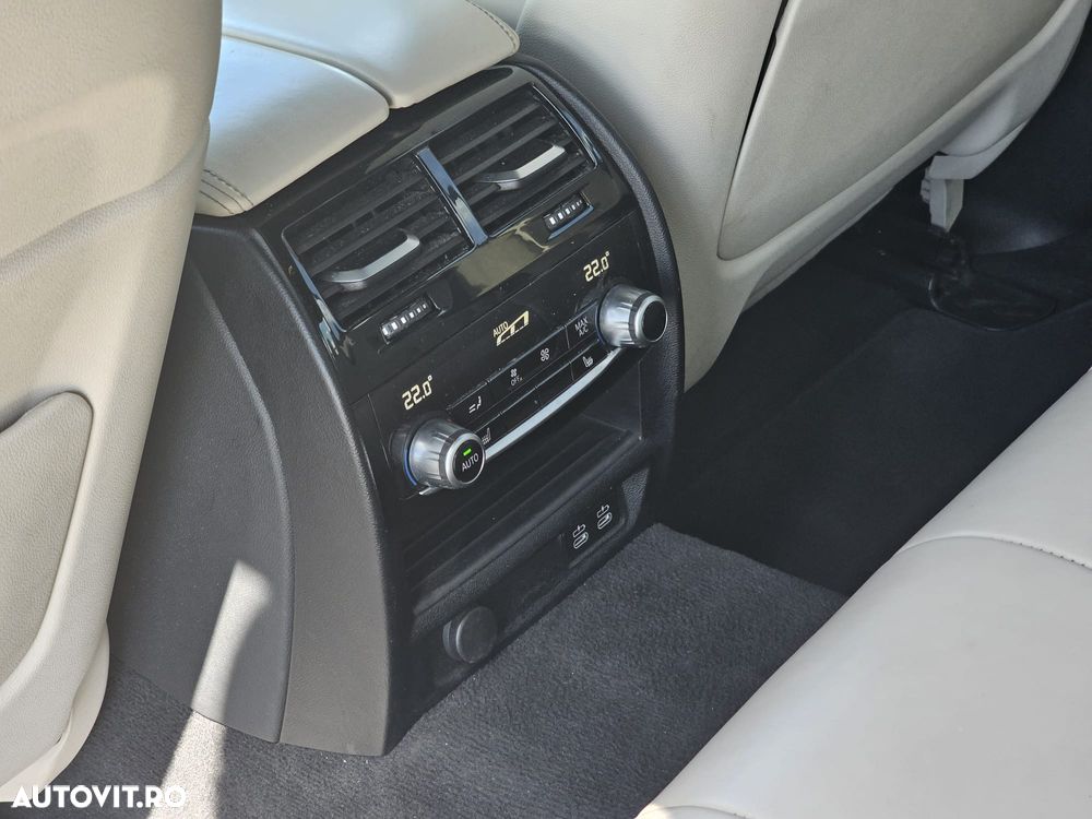 BMW Seria 5 540d xDrive AT MHEV - 24