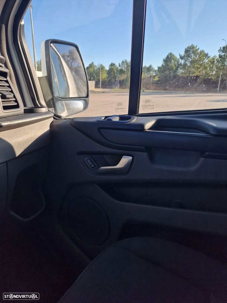 Ford e-Transit Custom - 28