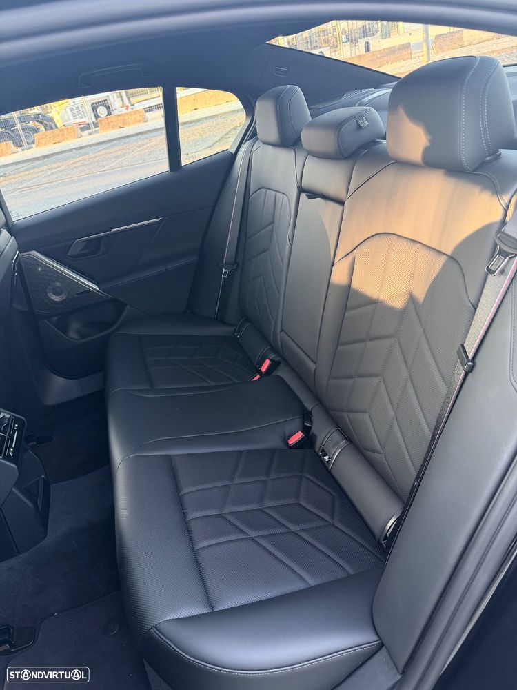 BMW i5 eDrive40 Pack Desportivo M Pro - 25