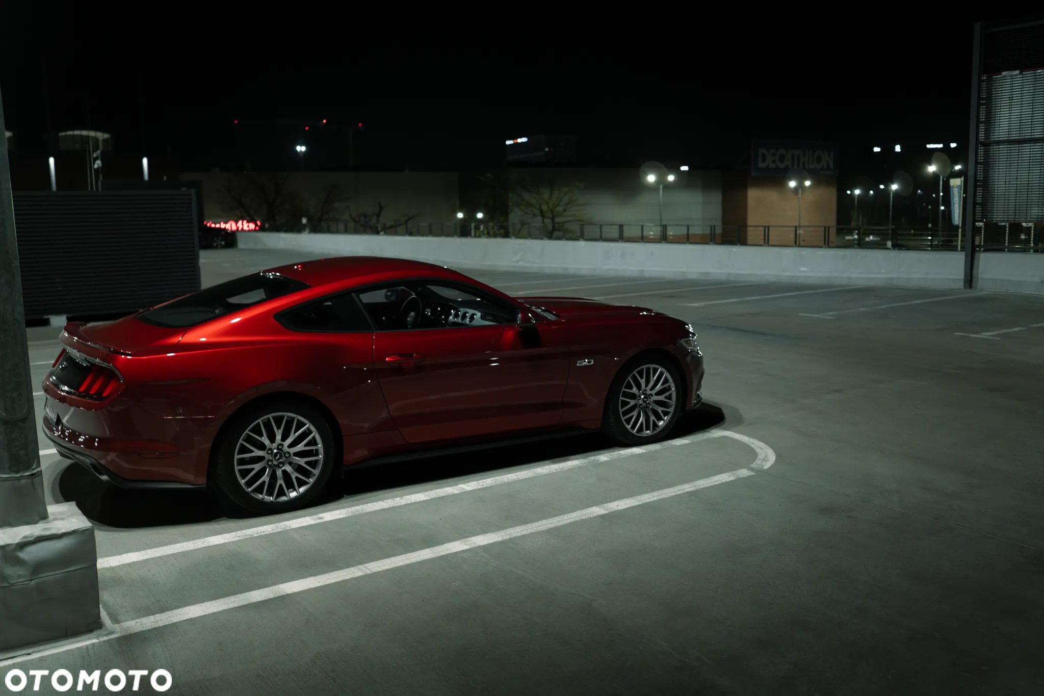 Ford Mustang 5.0 V8 GT - 17