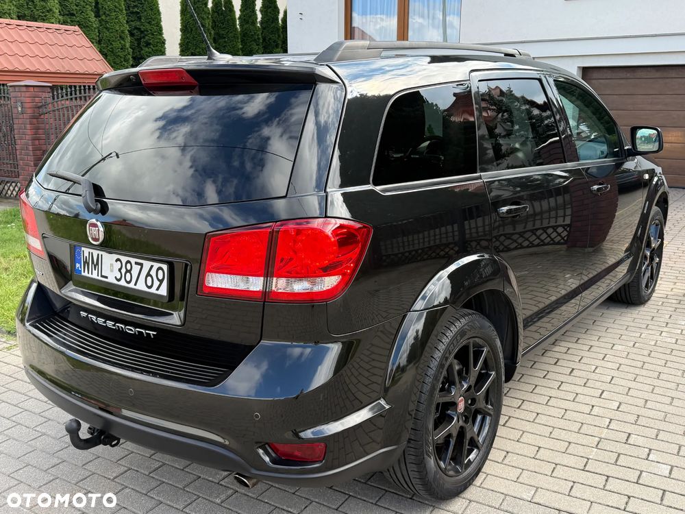 Fiat Freemont 2.0 Multijet Black Code AWD - 12